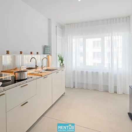 Kariss Ii - For 6 People At 500m From The